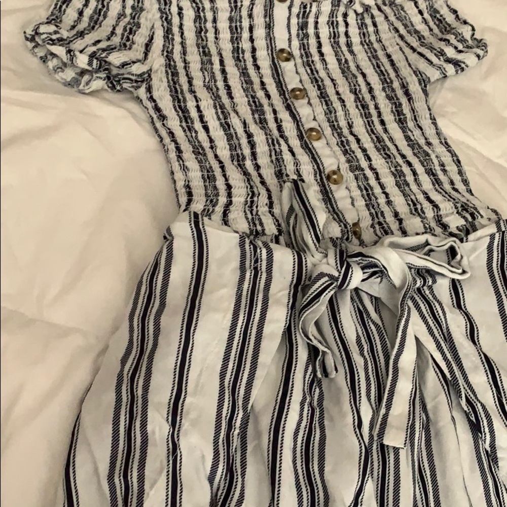 Romper - Picture 2 of 2